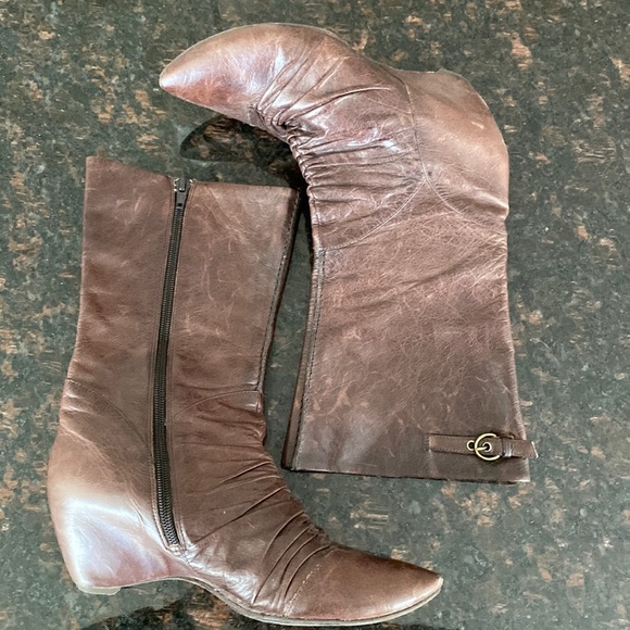 Vintage Aldo Boots - Picture 5 of 9